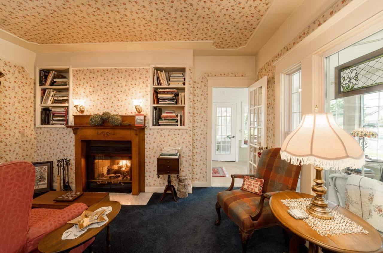 Yelton Manor Bed And Breakfast South Haven Exteriér fotografie