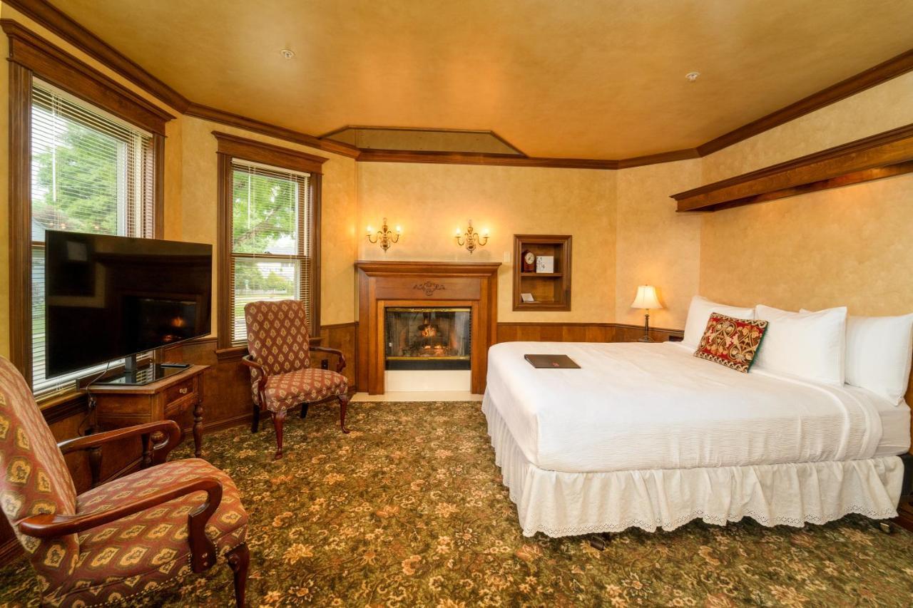 Yelton Manor Bed And Breakfast South Haven Pokoj fotografie