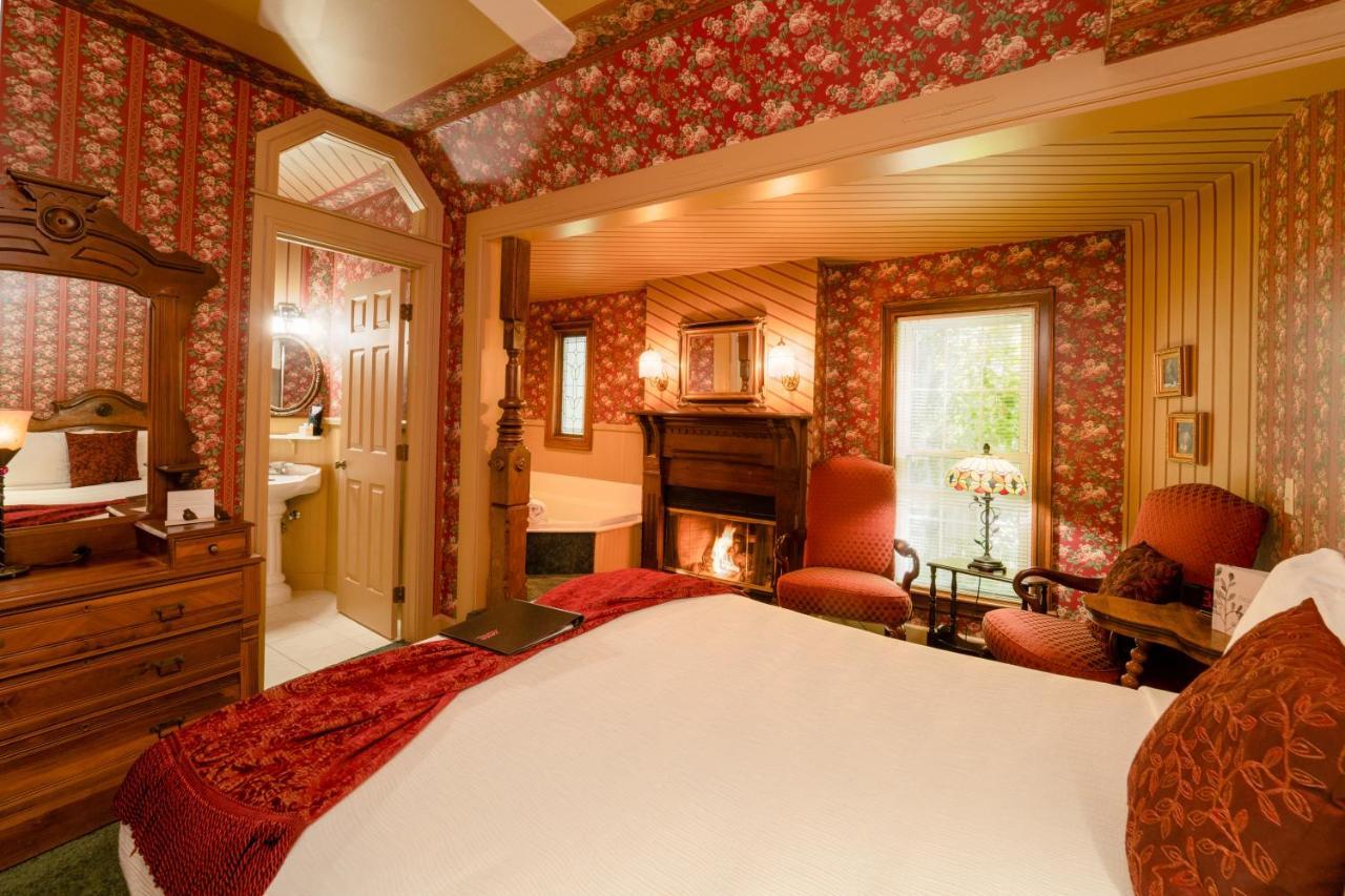 Yelton Manor Bed And Breakfast South Haven Pokoj fotografie