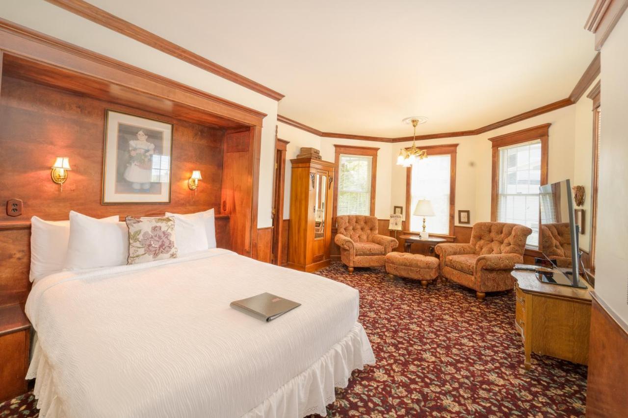 Yelton Manor Bed And Breakfast South Haven Pokoj fotografie