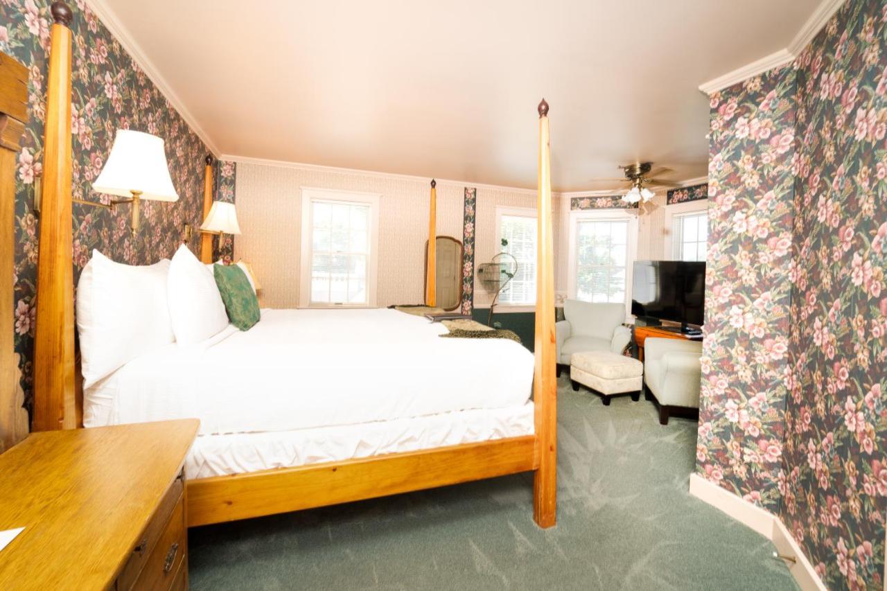 Yelton Manor Bed And Breakfast South Haven Pokoj fotografie