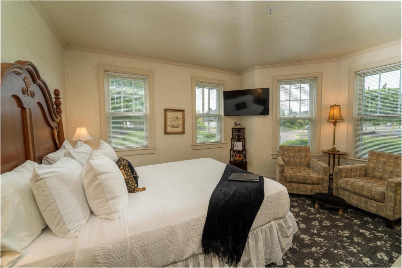 Yelton Manor Bed And Breakfast South Haven Pokoj fotografie