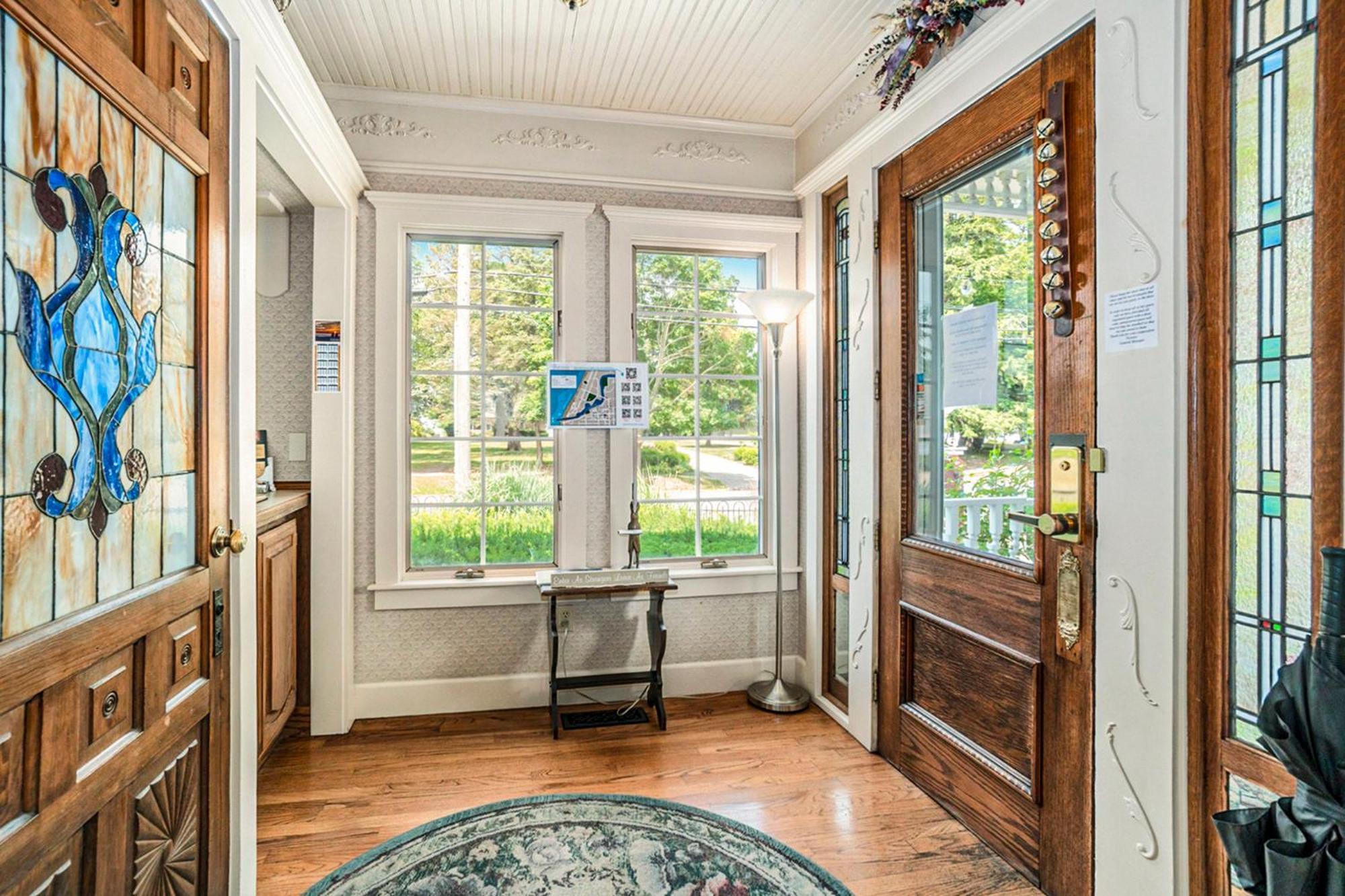 Yelton Manor Bed And Breakfast South Haven Exteriér fotografie