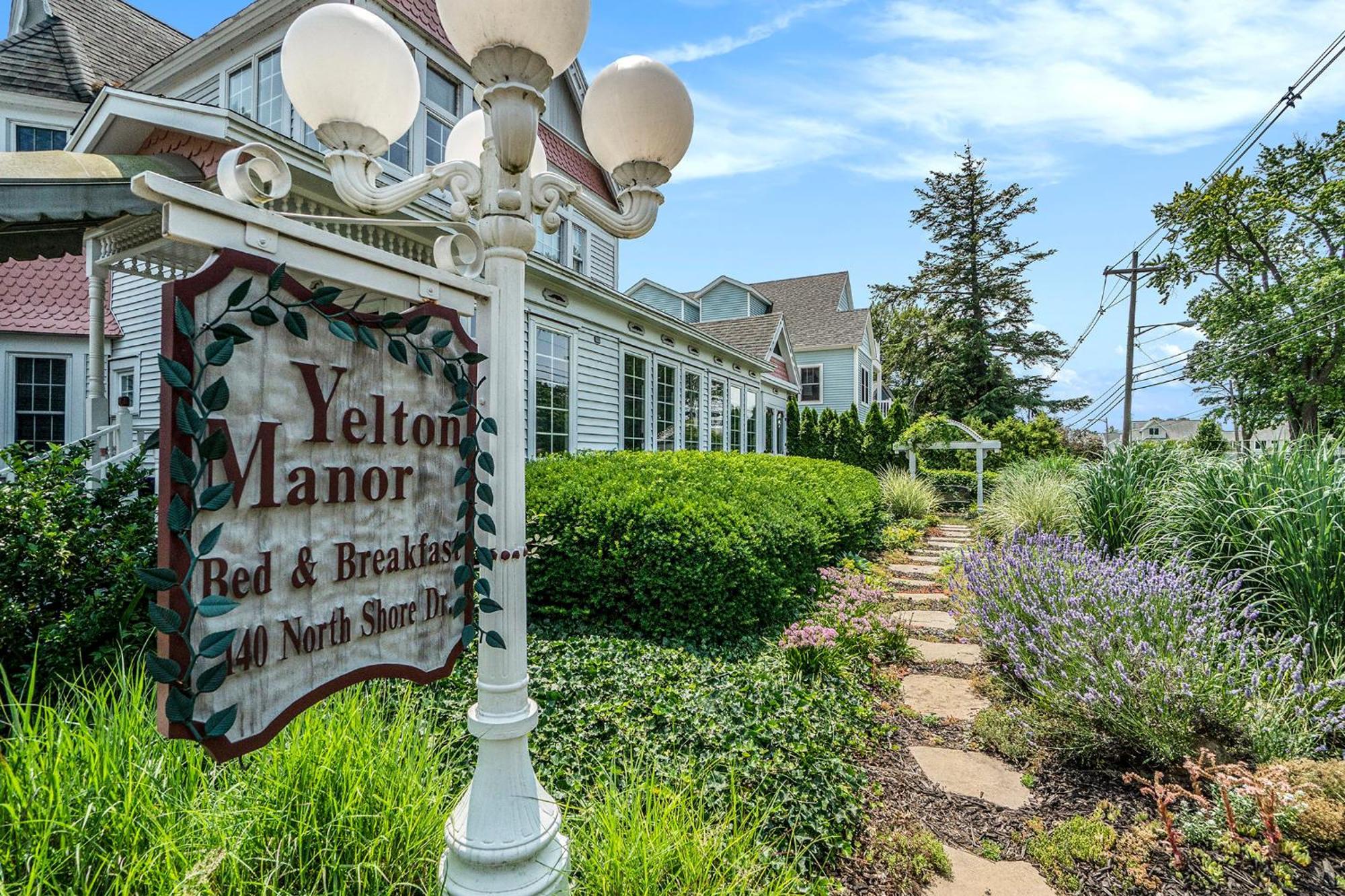 Yelton Manor Bed And Breakfast South Haven Exteriér fotografie