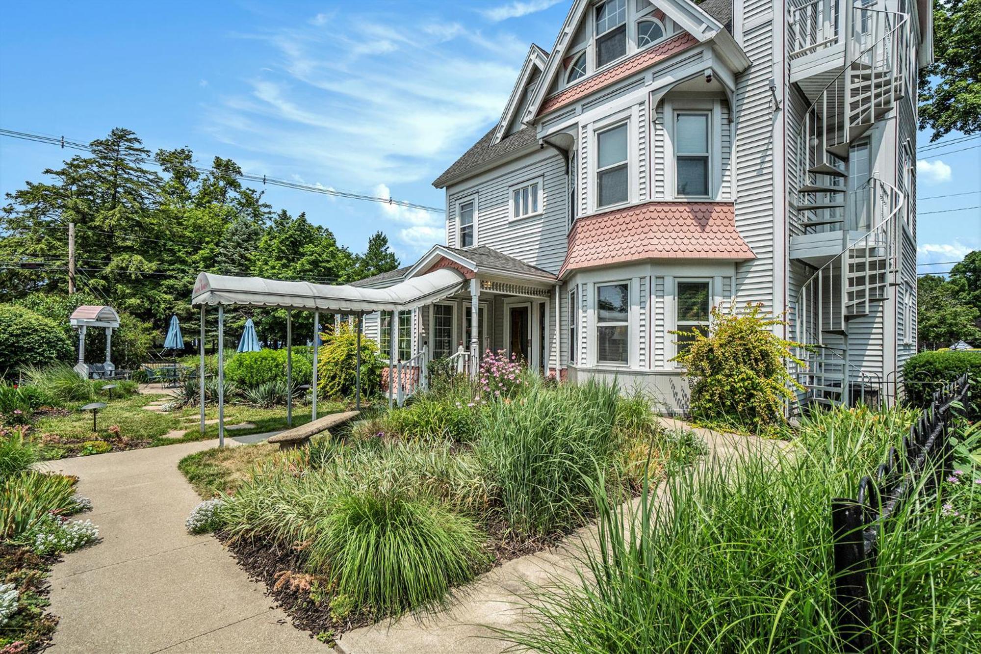 Yelton Manor Bed And Breakfast South Haven Exteriér fotografie